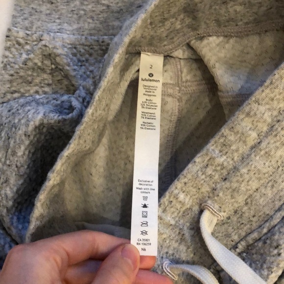 NWT Lululemon Warm Down Jogger Bubble Dot - Picture 4 of 5